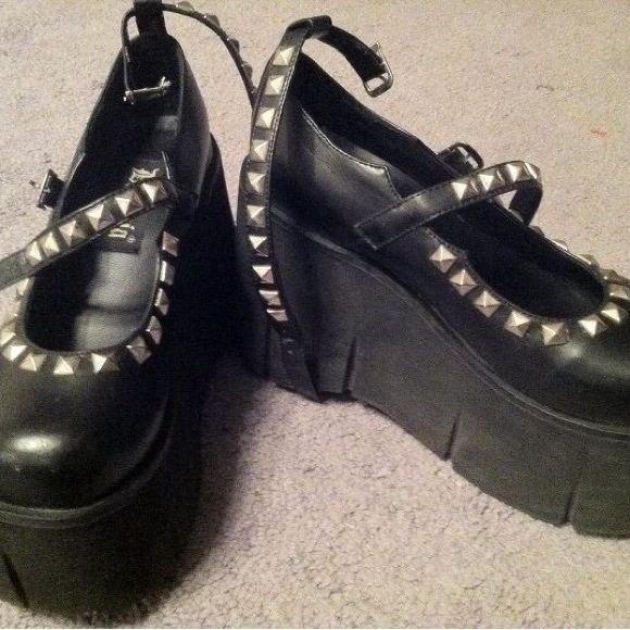 ISO DEMONIA - Picture 3 of 3